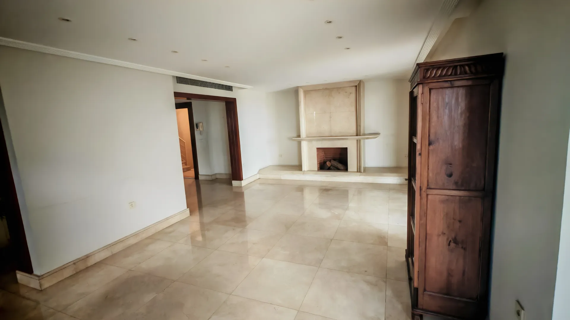 Duplex in Mar takla, hazmieh - 3 bed, 4.5 bath