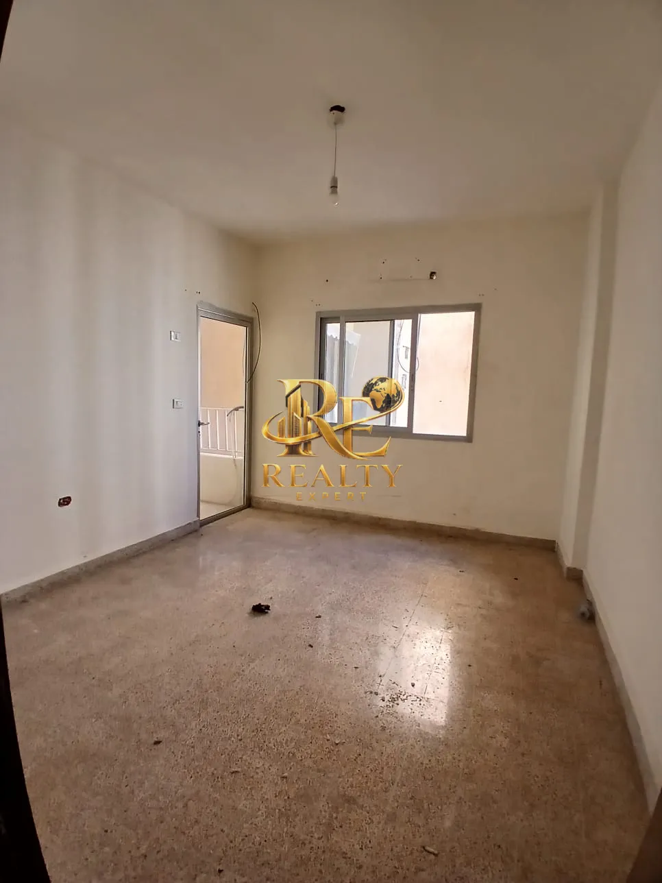 شقة for rent in Haret hreik, لبنان