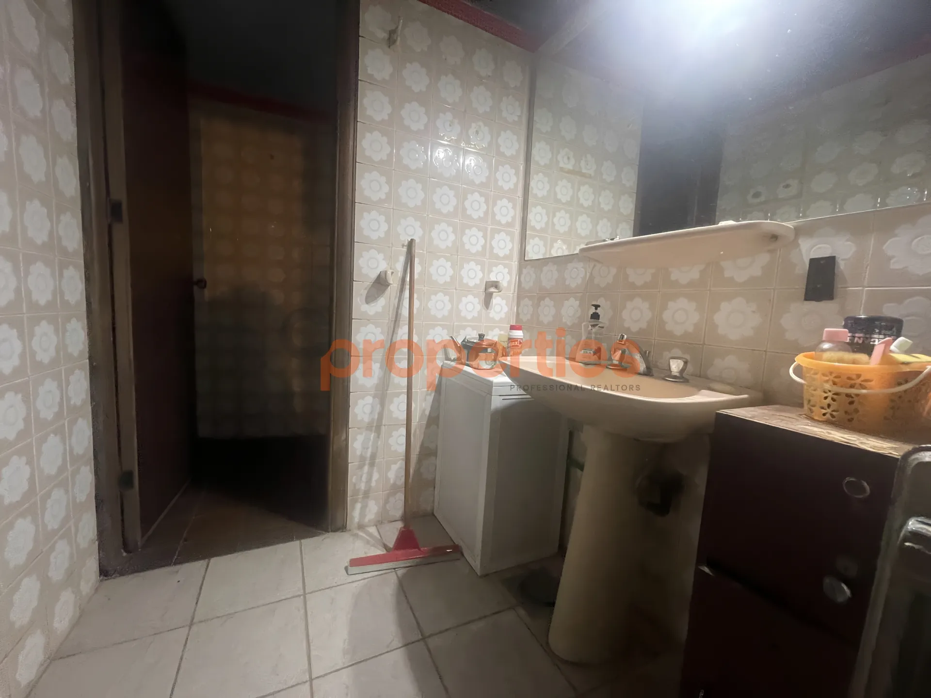 Restaurant for Sale in Rayfoun