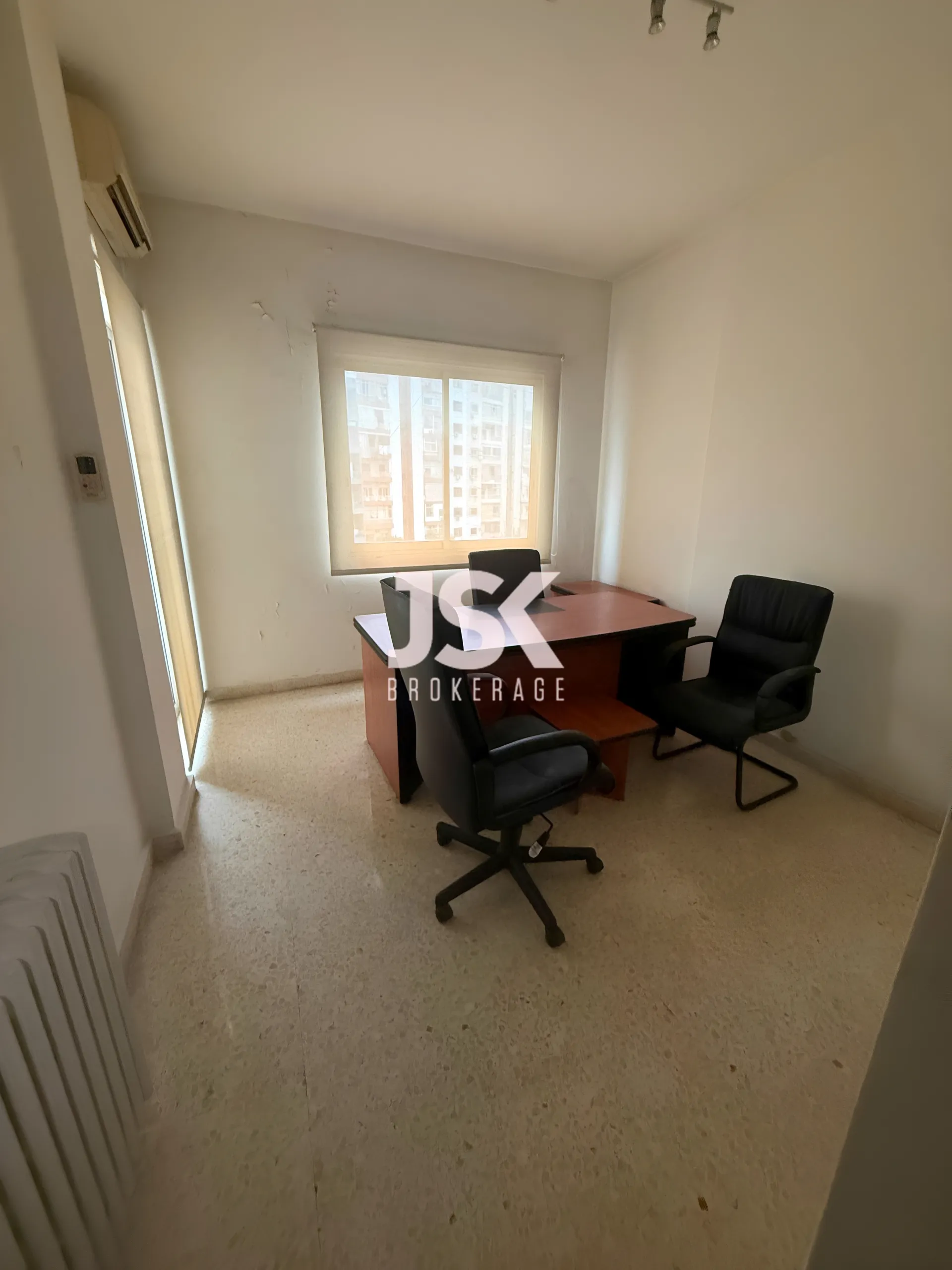 Office for sale in Sad El Baouchriyeh