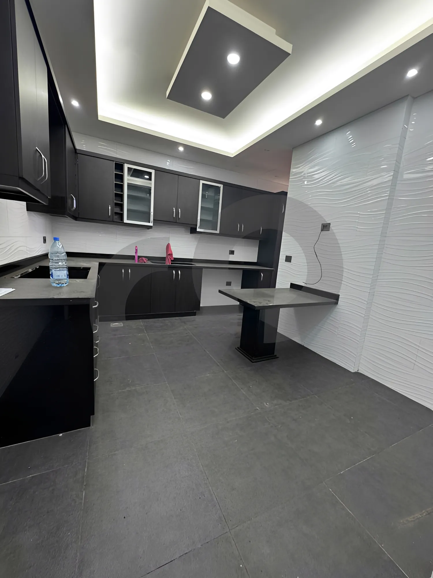 Apartment for Sale in Haret Sakher