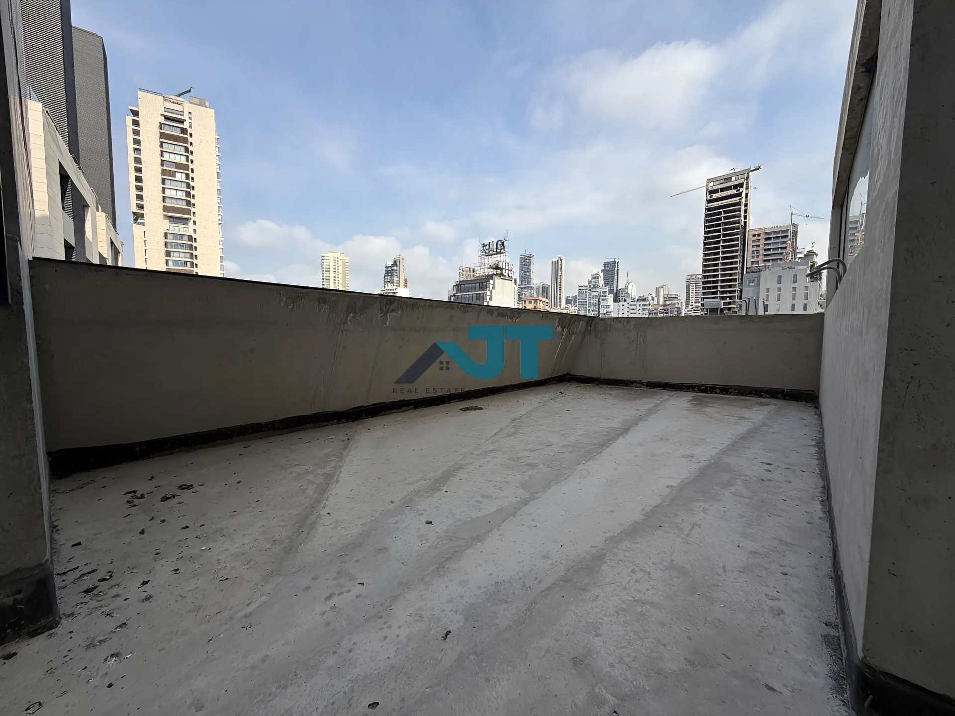 Loft for sale in Gemmayzeh, beirut, lebanon