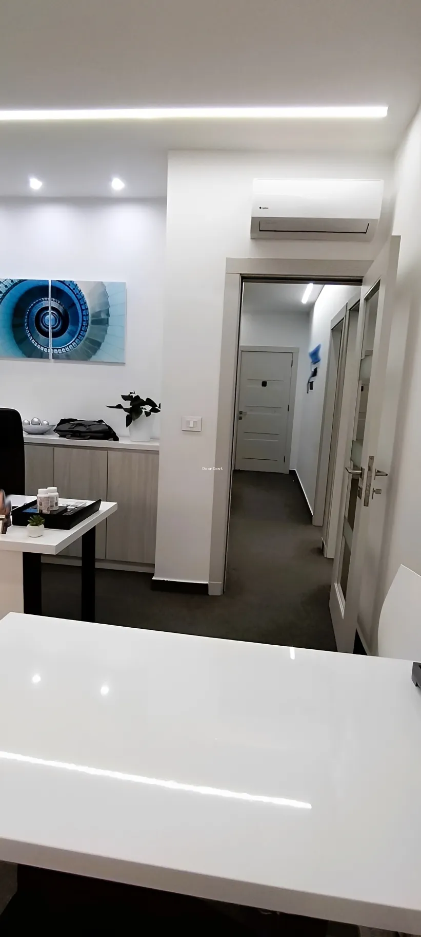 Office for rent in Ain El Remmaneh, Lebanon