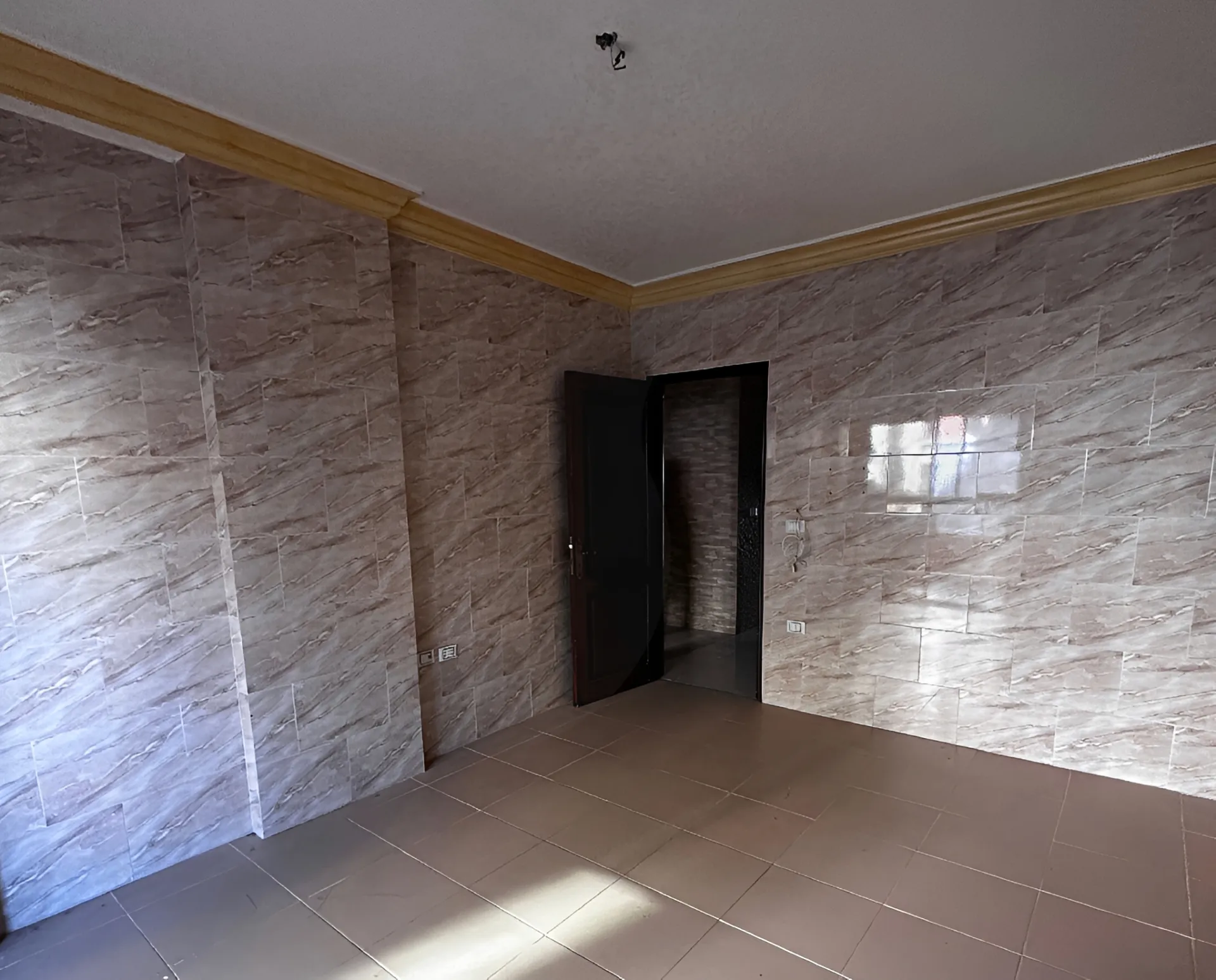 Apartment for Sale in Dawhet Aramoun