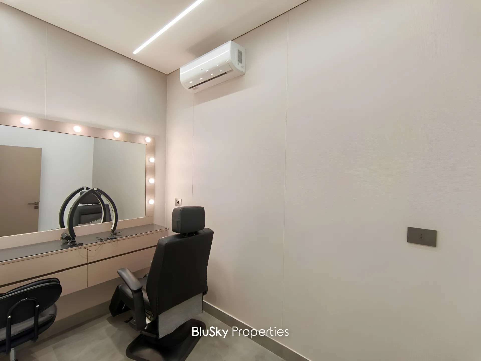 Shop for rent in Rawda, metn, lebanon