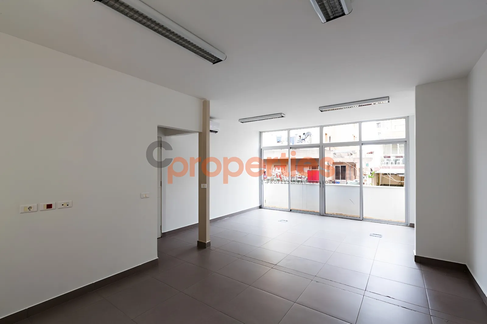 Office for rent in Hamra, Beirut, Lebanon