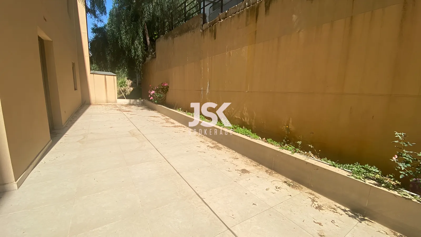 Apartment for Sale in Dik El Mehdi