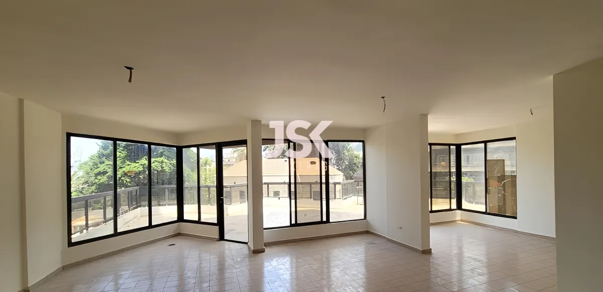 Office for rent in Ghadir