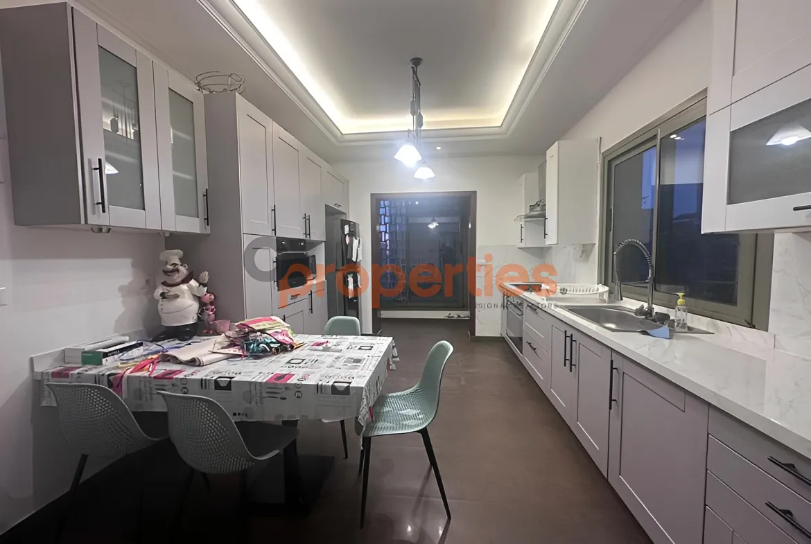 Apartment for rent in Raoucheh