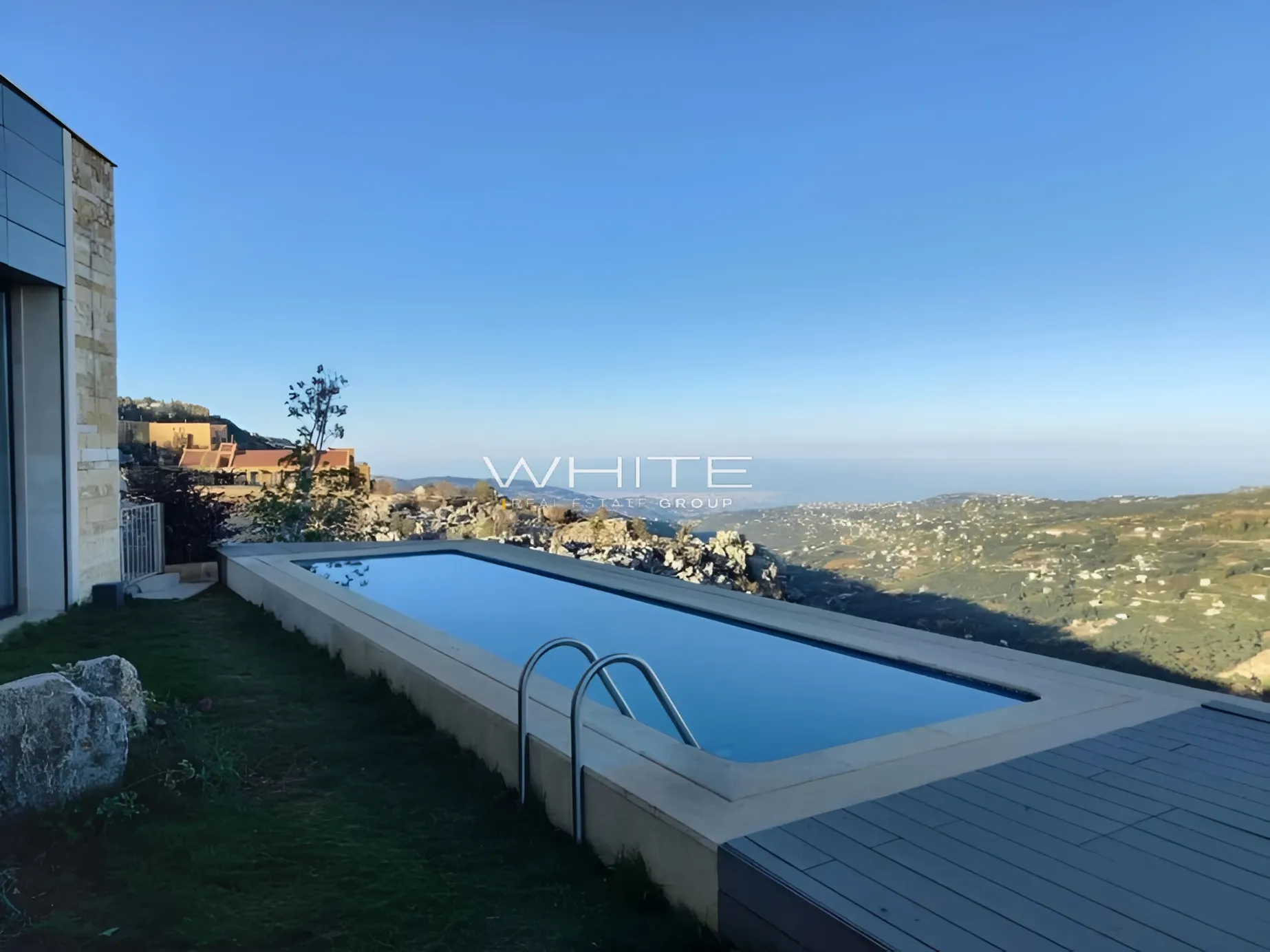 Villa for sale in Faqra, Lebanon - 3 bed, 5 bath