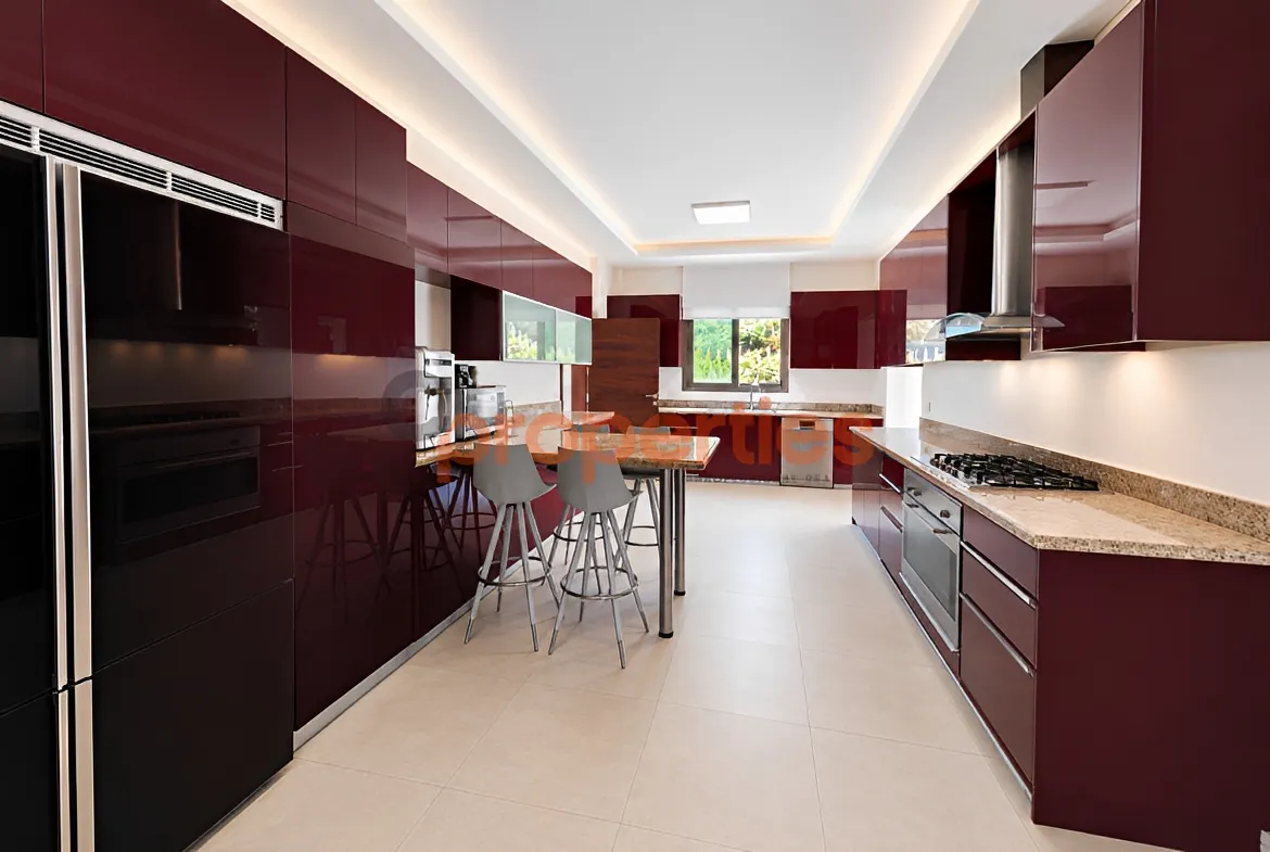 Apartment for Rent in Ain Saadeh - 3 bed, 5 bath