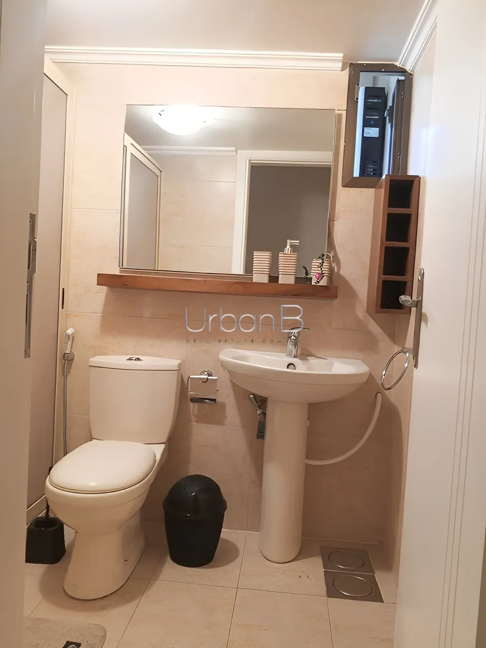 Apartment in Haret sakher, lebanon