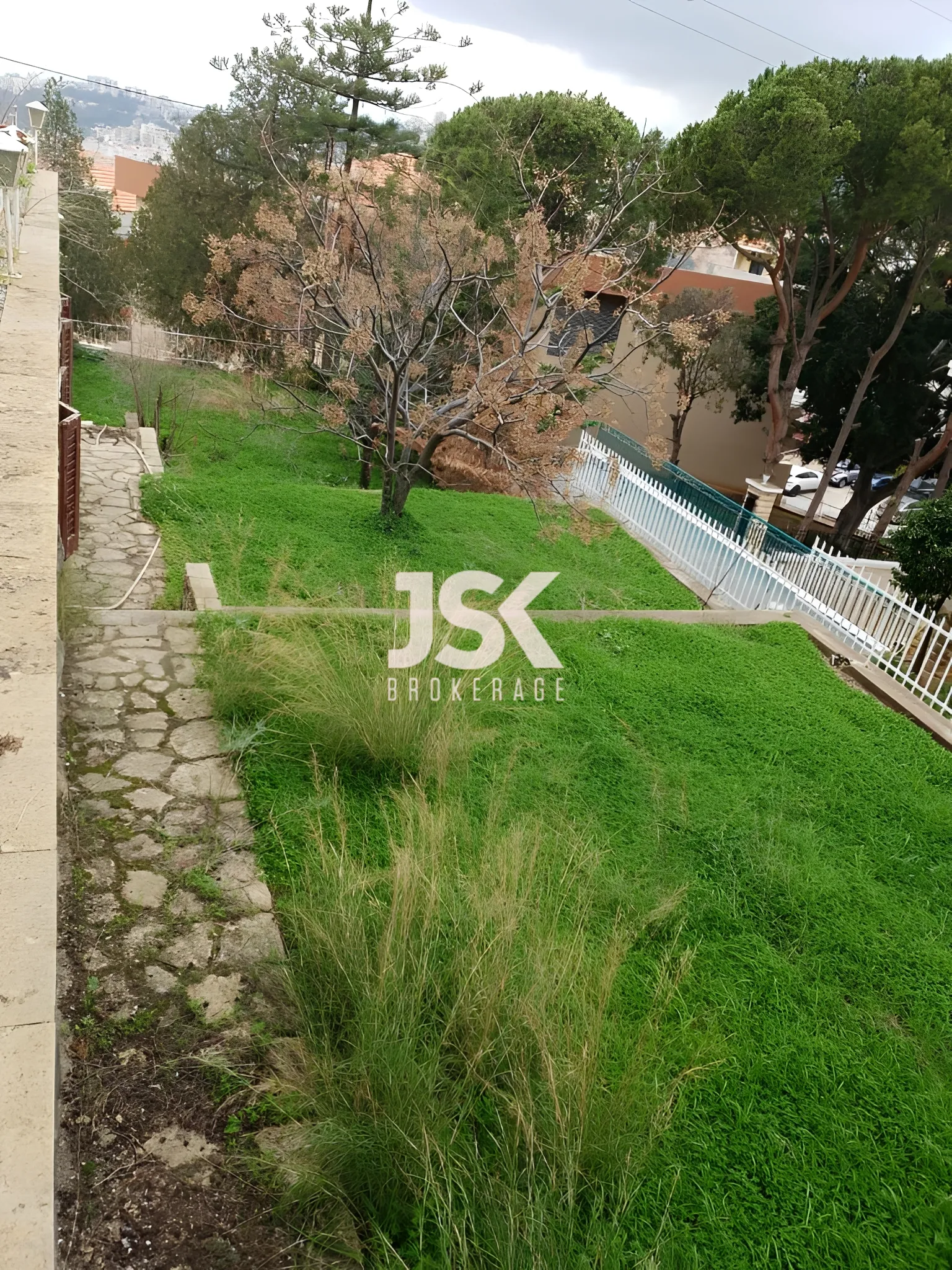 Villa for Sale in Wadi El Chahrour El Suflah - 1 bed