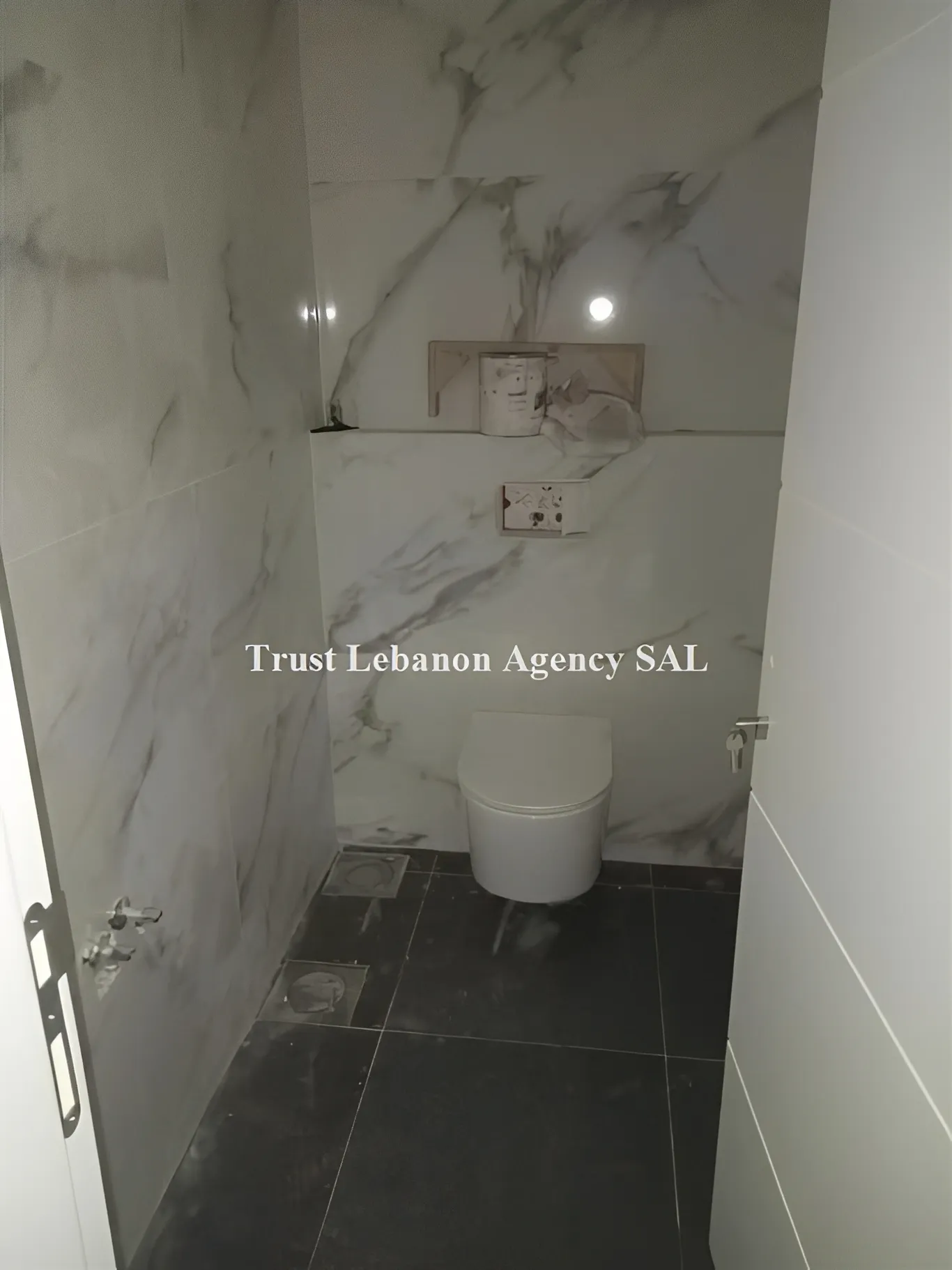 Apartment for Sale in Achrafieh, Jeitaoui