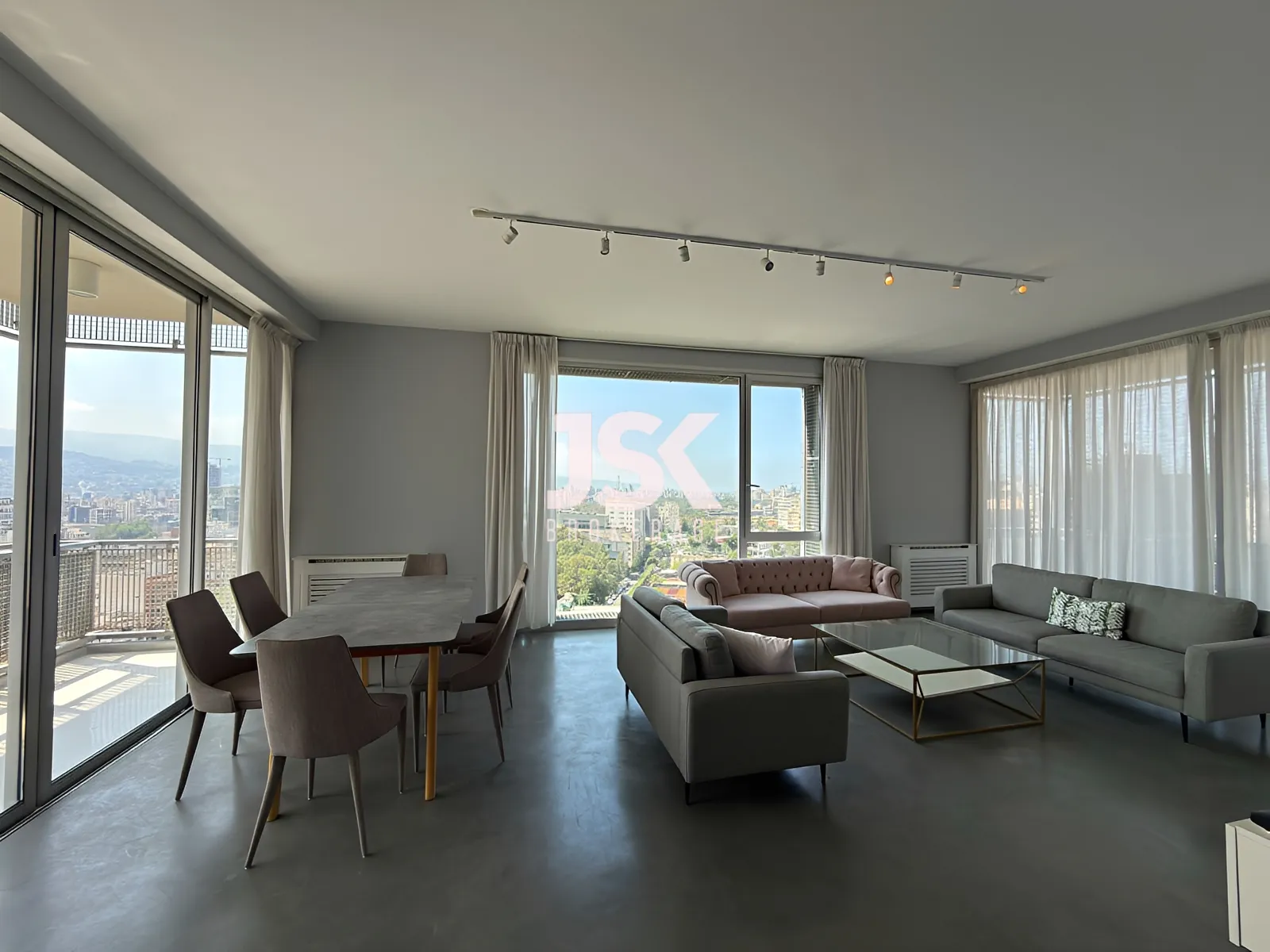 Apartment for Rent in Achrafieh