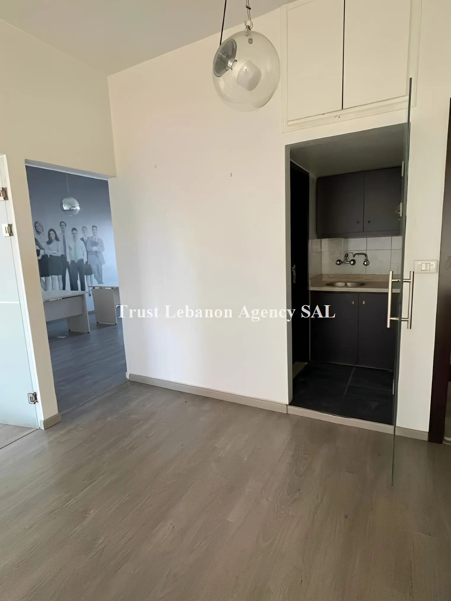 Office for rent in Metn, Jdeideh