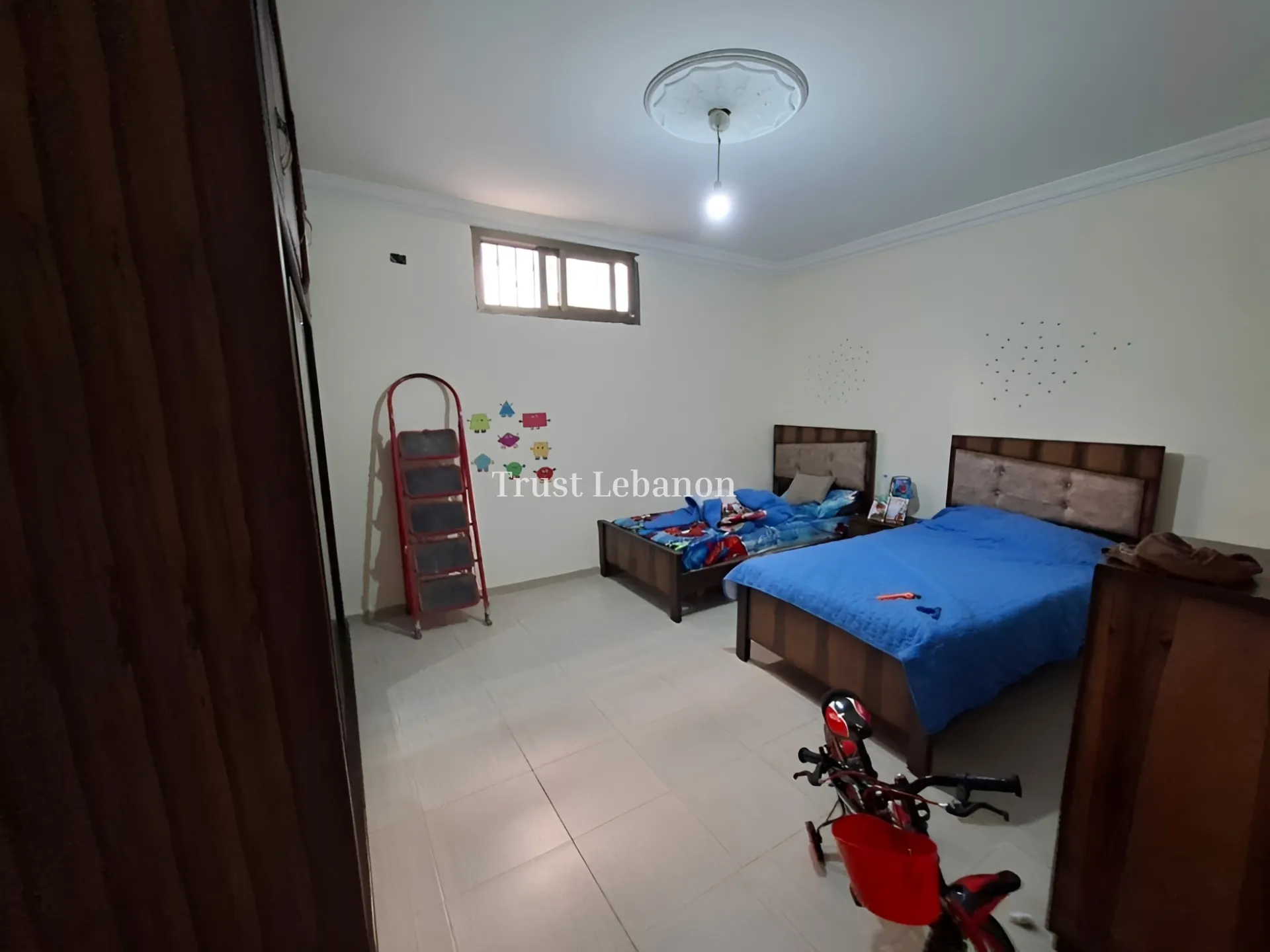 Apartment for sale in Dawhet Aramoun, Lebanon - 2 bed, 3 bath