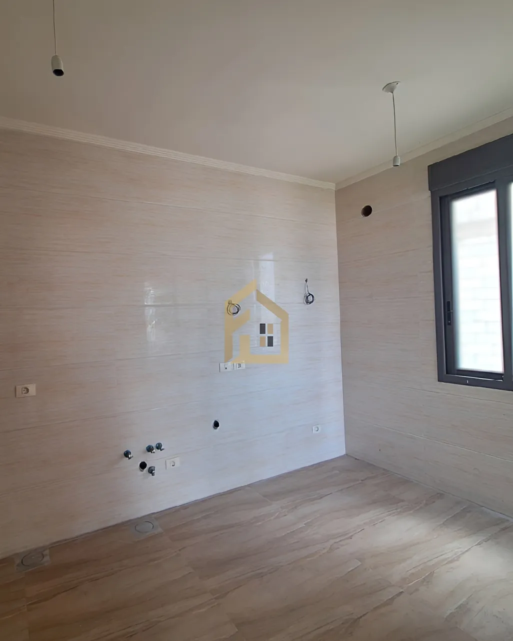 Apartment for sale in Zalqa, Lebanon - 3 bed, 3 bath
