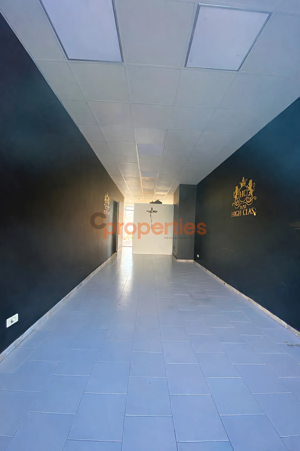 Shop for Rent in Adma w Dafnah