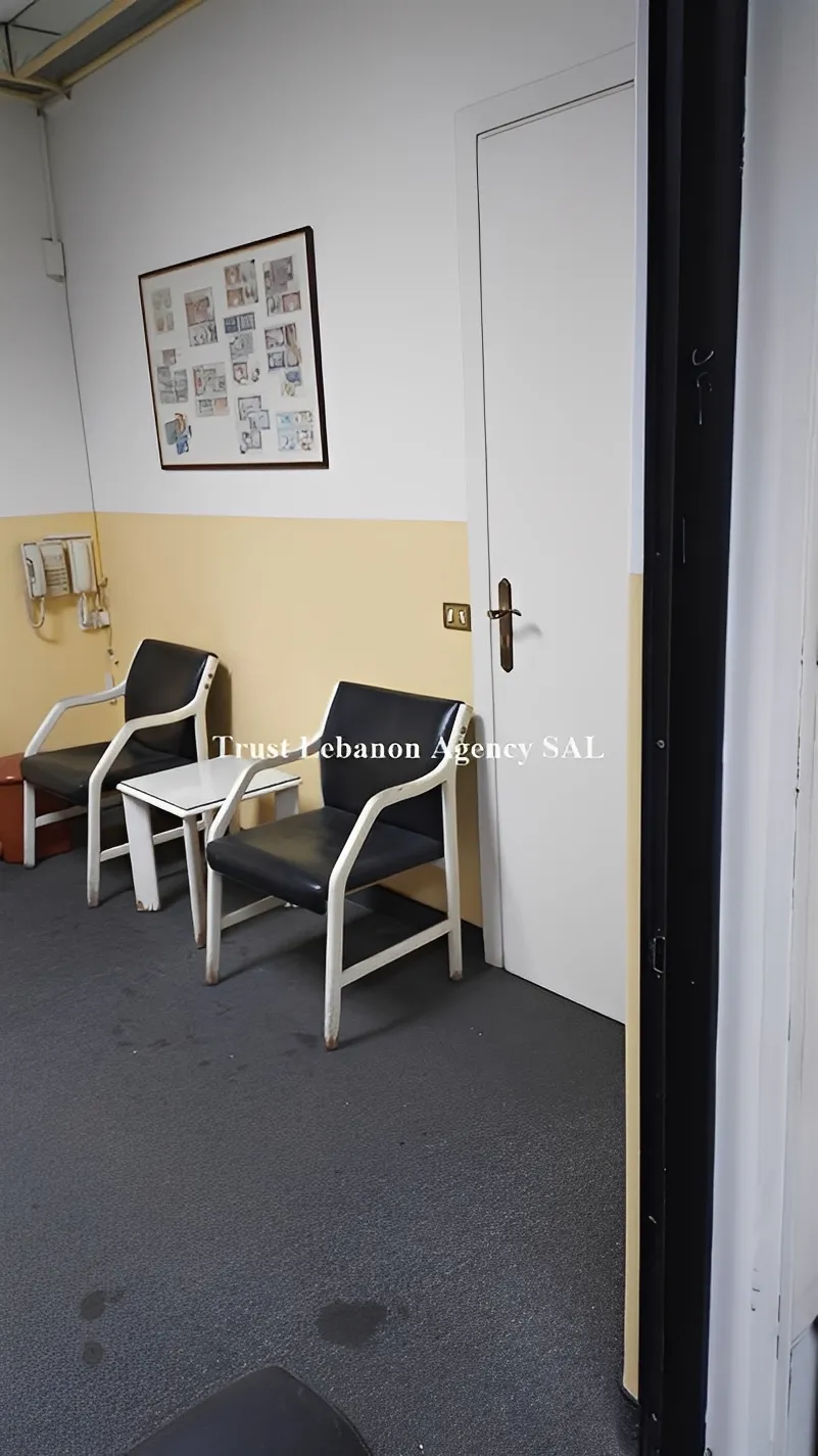 Commercial Property For Rent in Beirut, Verdun