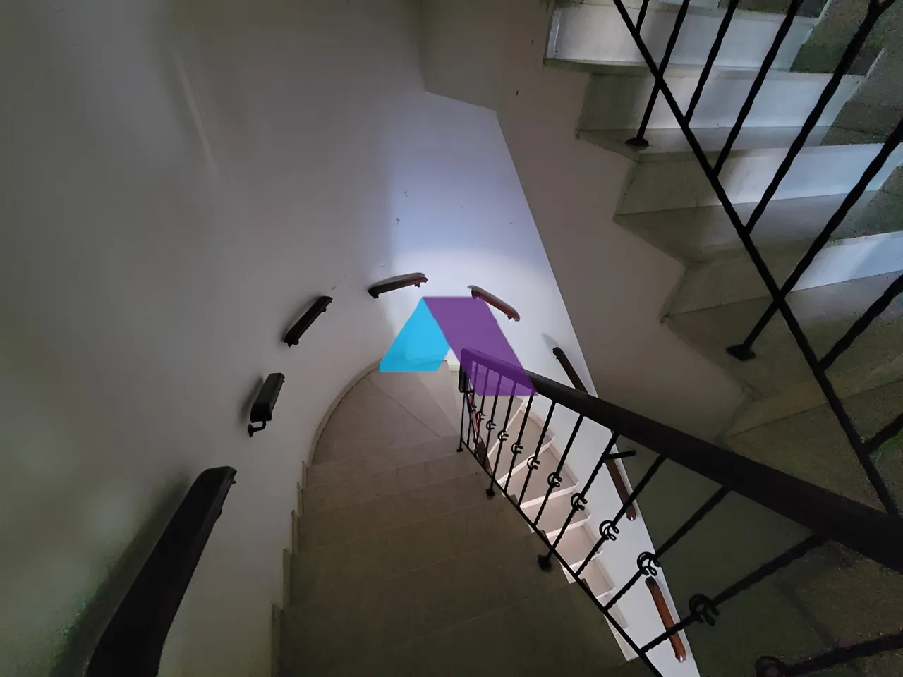 Villa for Sale in Ajaltoun