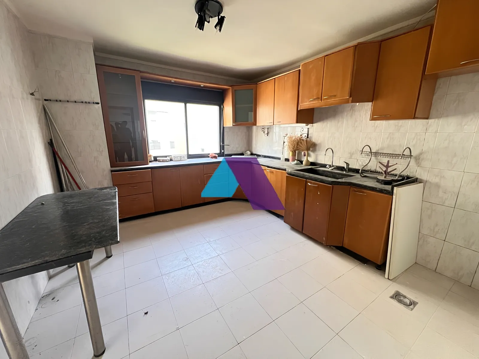Apartment for Sale in Adonis - 3 bed, 3 bath