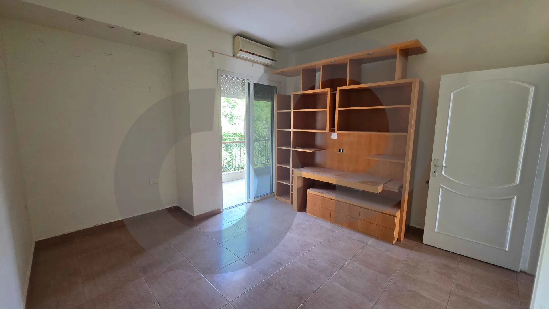 Building for Sale in Ain Saadeh
