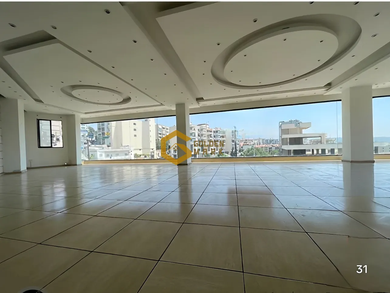 Showroom for Rent in Mansourieh