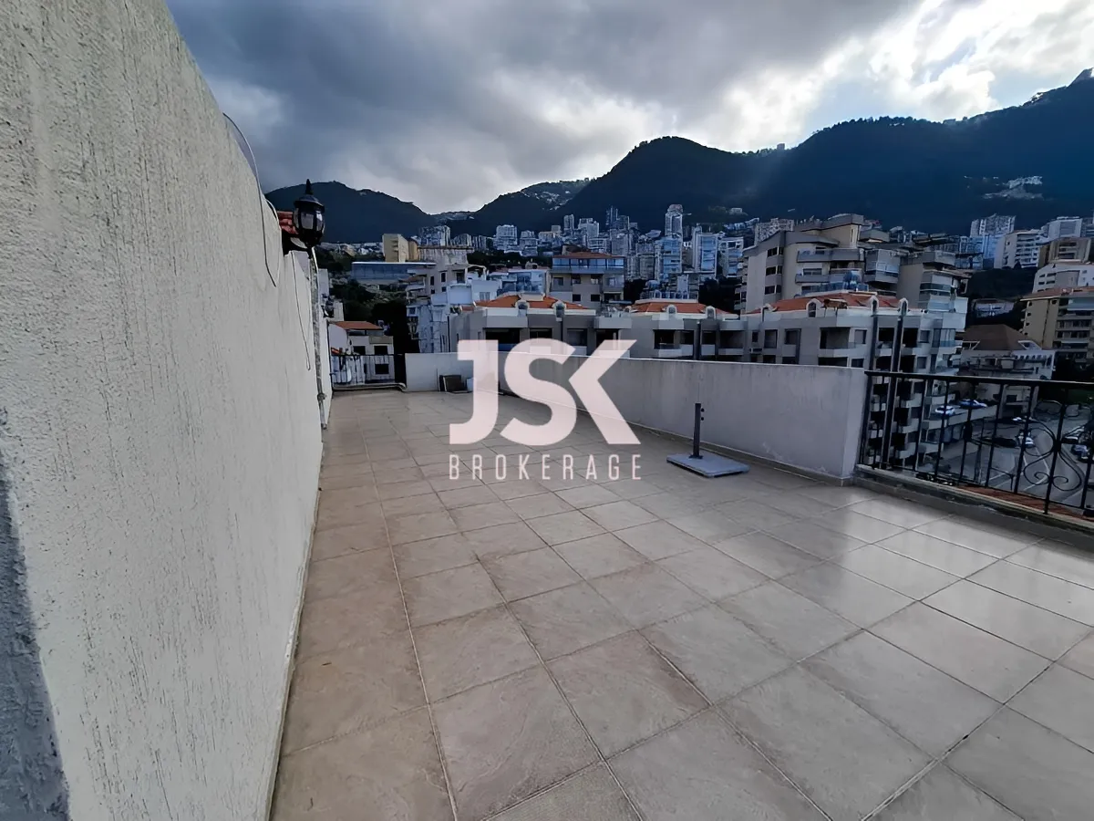 Duplex for Rent in Haret Sakher, Lebanon