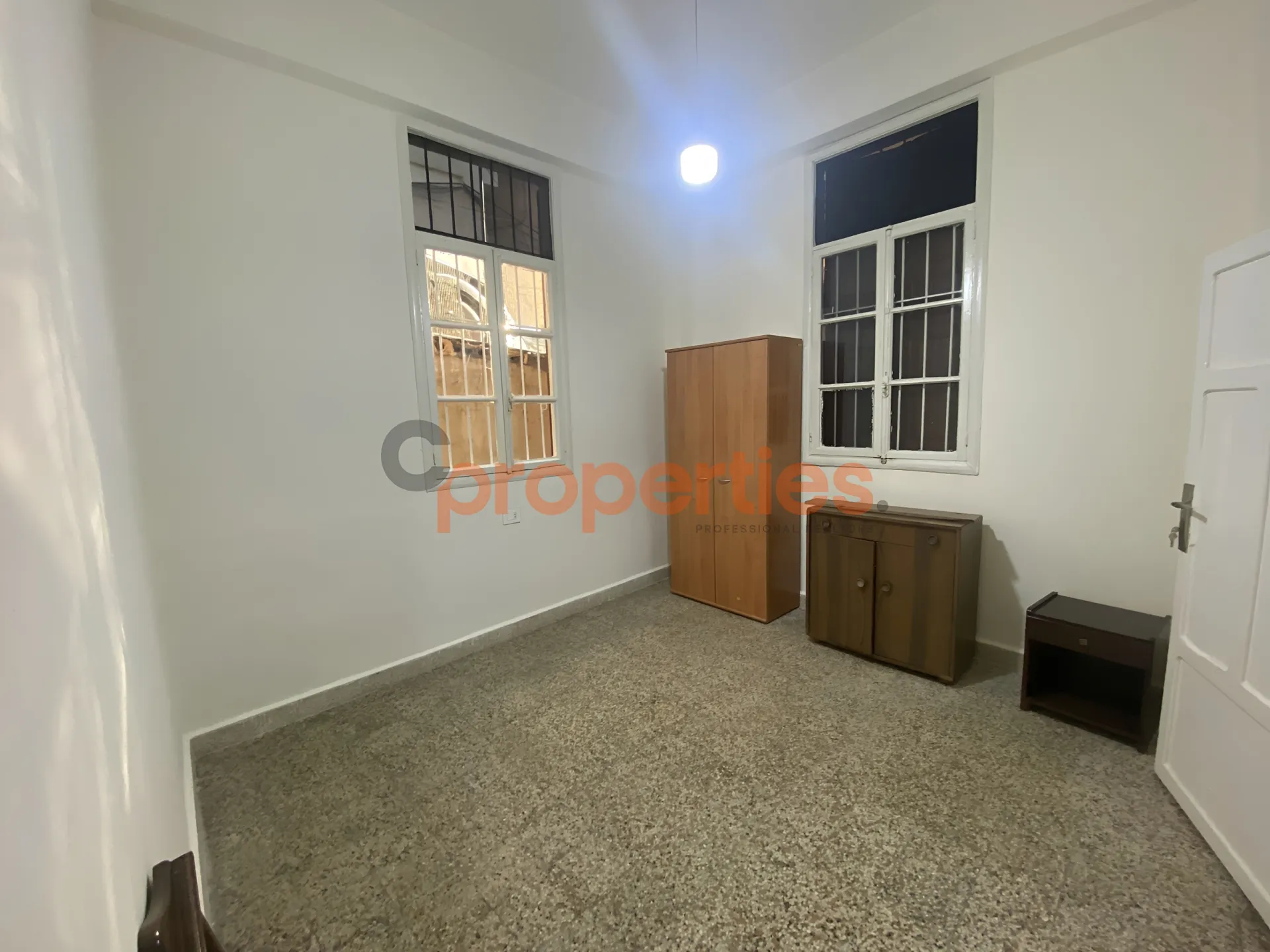 Apartment for Rent in Roum - 3 bed, 1 bath