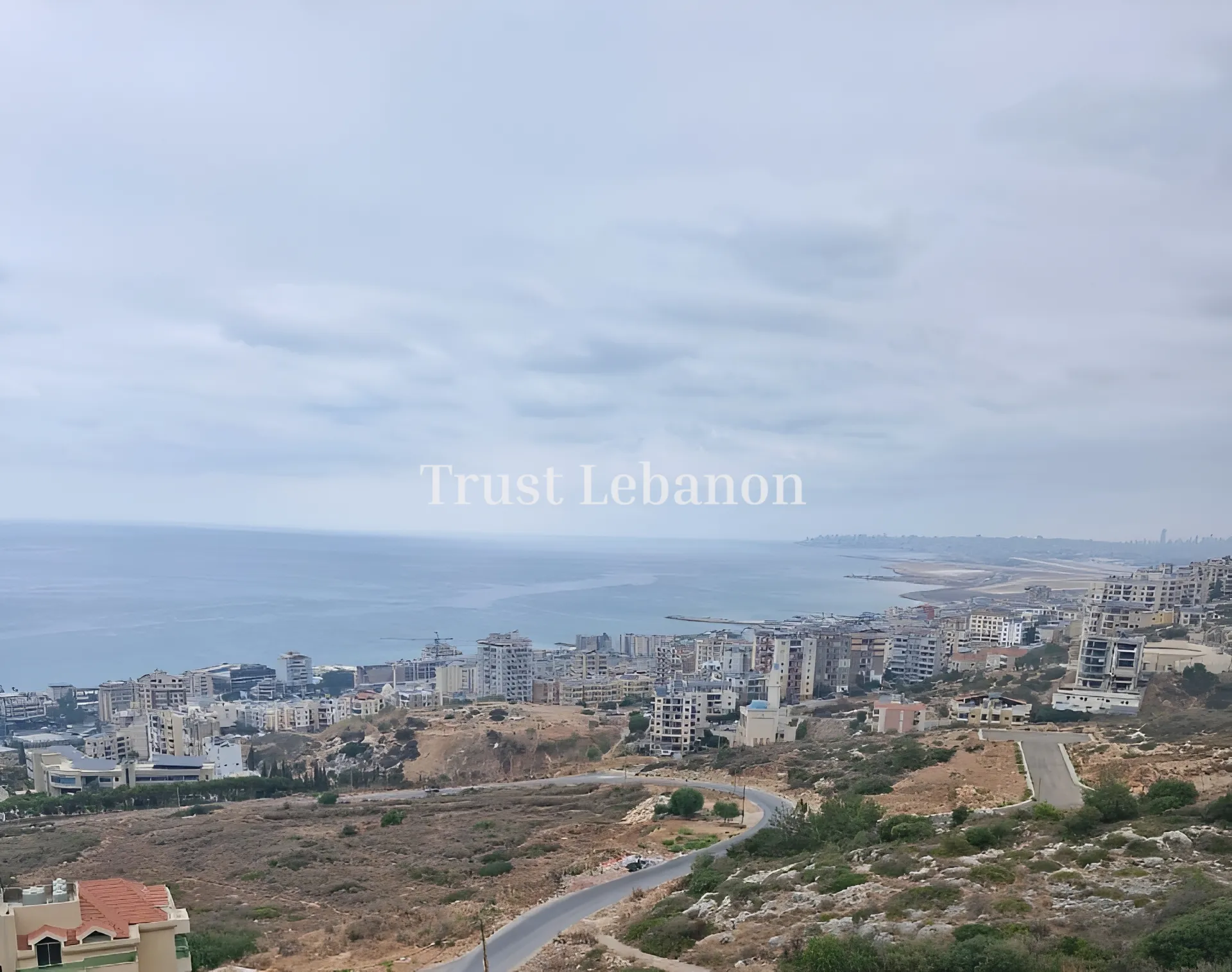 Apartment for rent in Aramoun, Lebanon - 3 bed, 4 bath