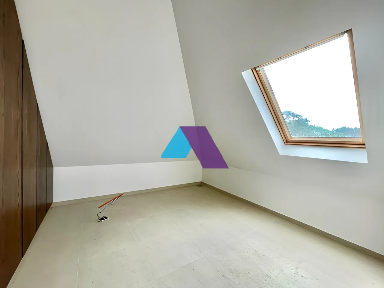 Villa for Sale in Cornet Chahwan - 5 bed, 7 bath