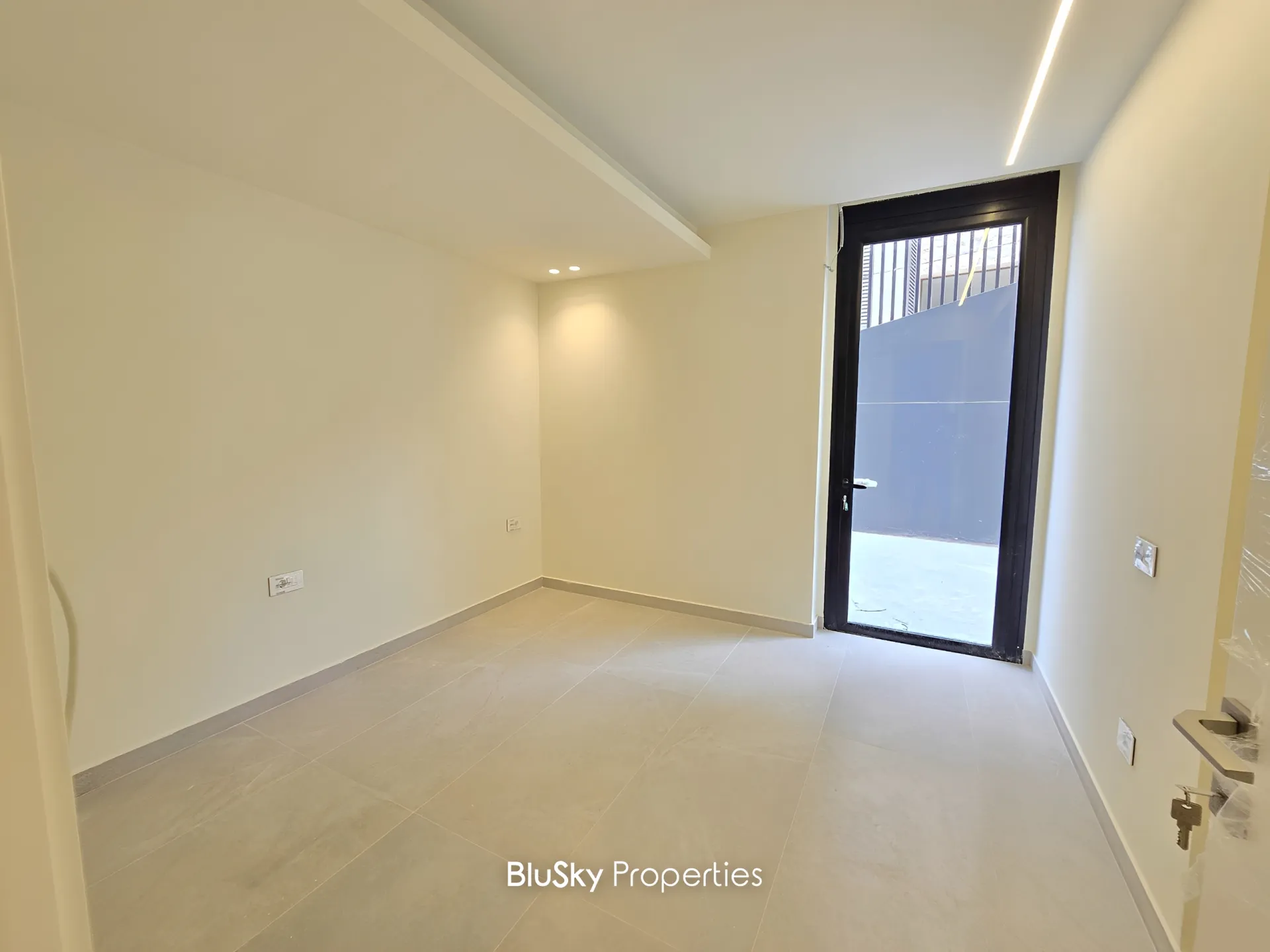 Apartment for sale in Monteverde main street، moutazah, lebanon
