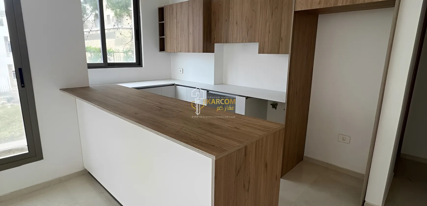 Apartment for Sale in Metn, Ain Saade, Lebanon - 2 bed, 3 bath