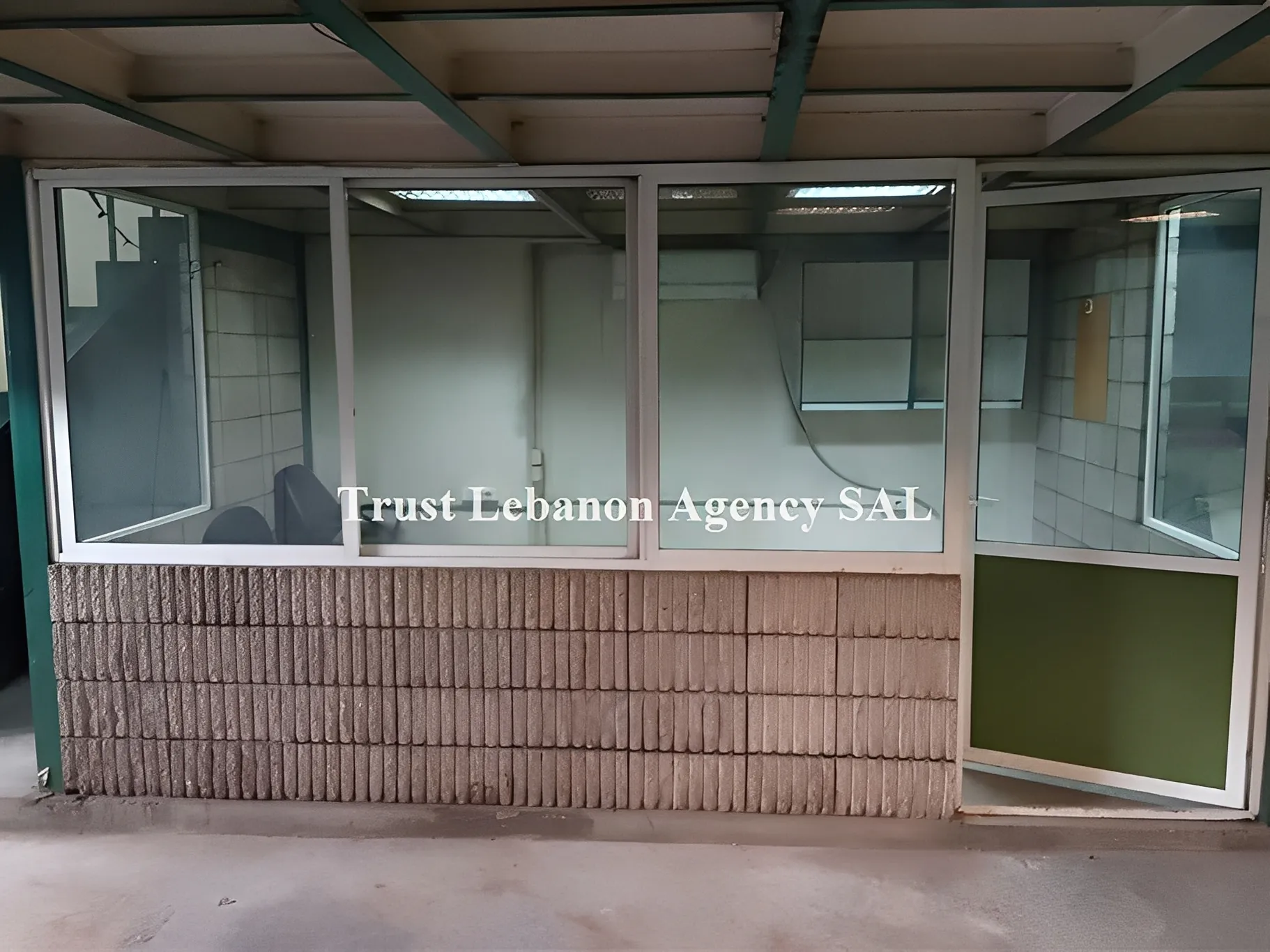 Warehouse for sale in Mar Roukouz