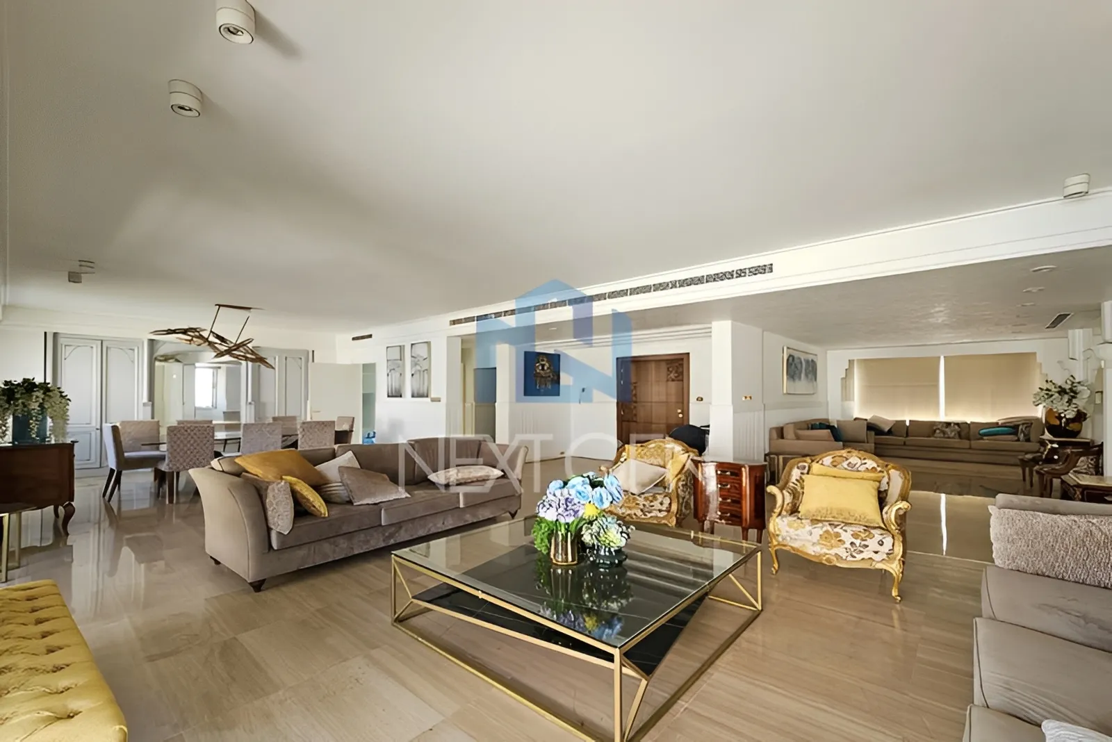 Apartment for Sale in Ain Al Tineh