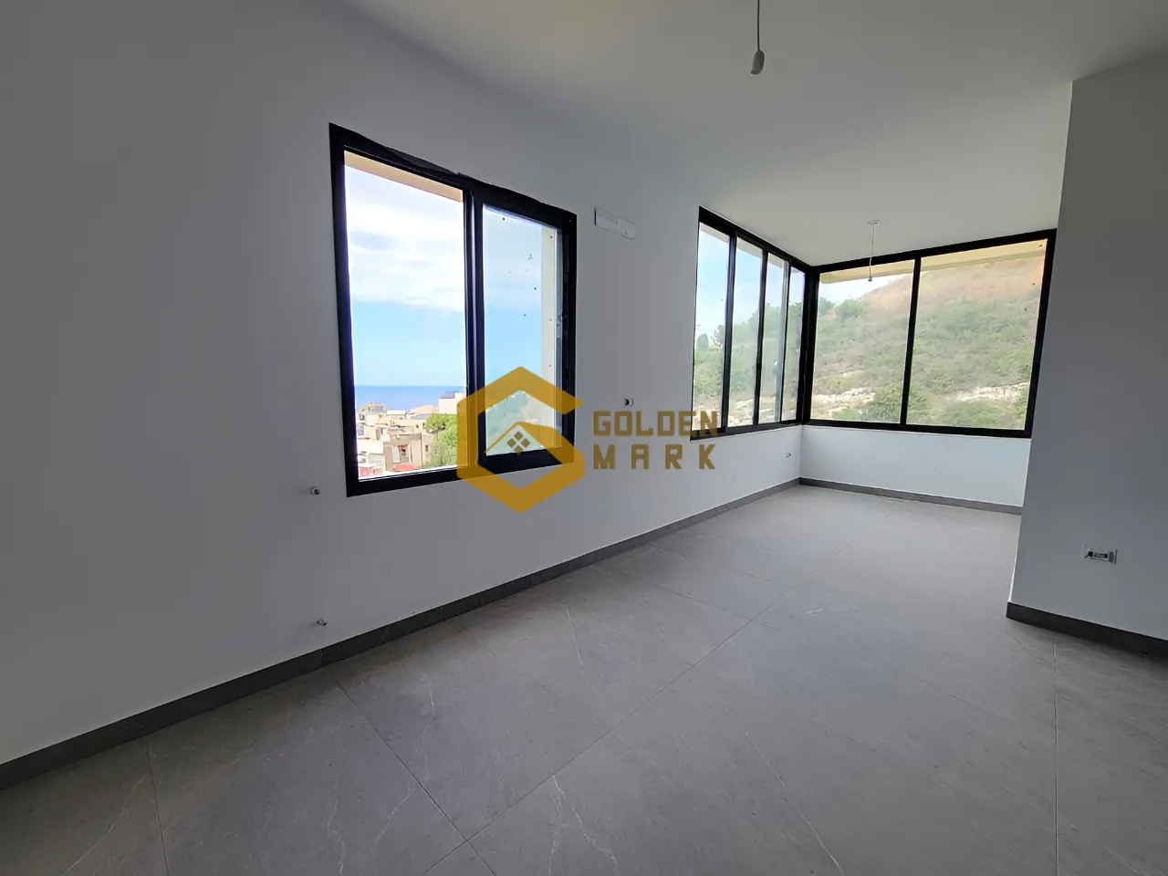 Apartment for Sale in Halat