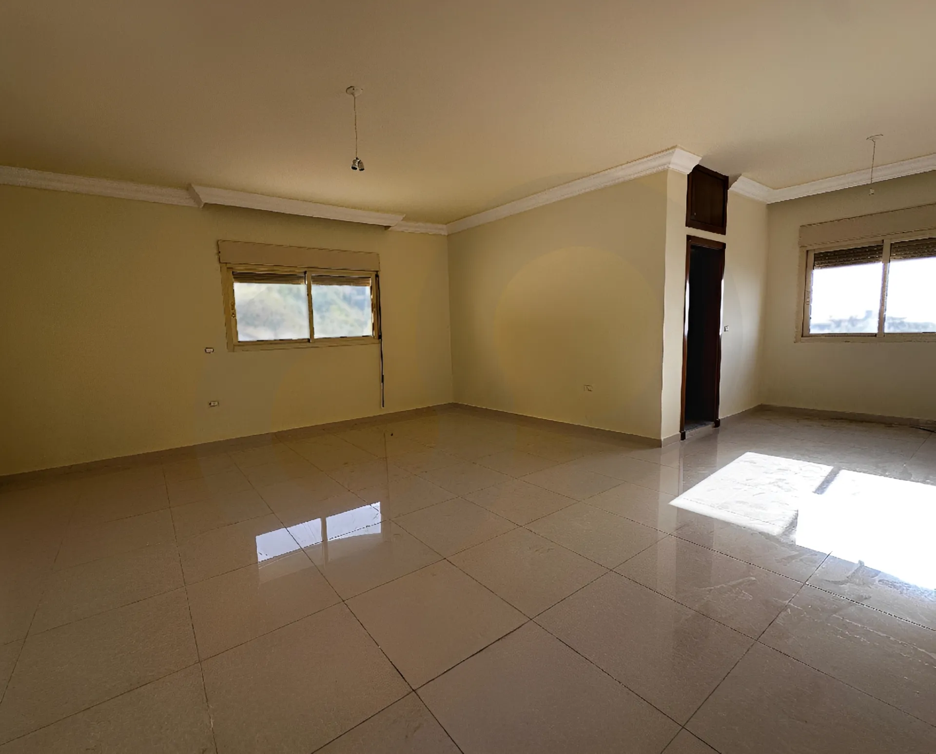 Apartment for Sale in Dawhet el Hoss - 4 bed, 5 bath
