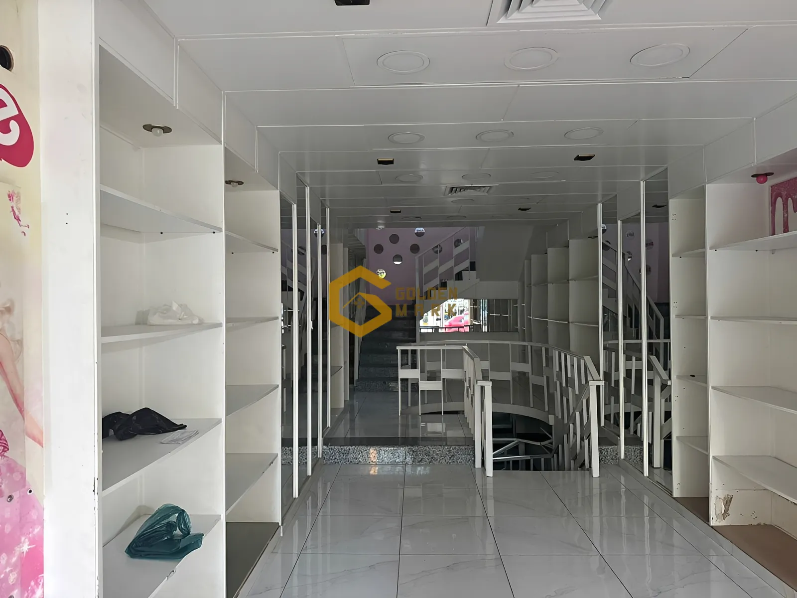 Shop for rent in Jdeideh