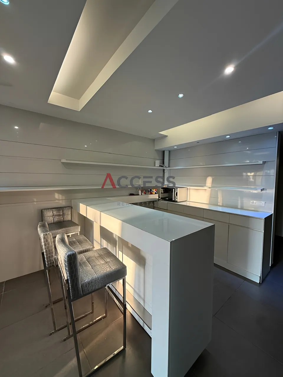 Chalet for sale in Halat