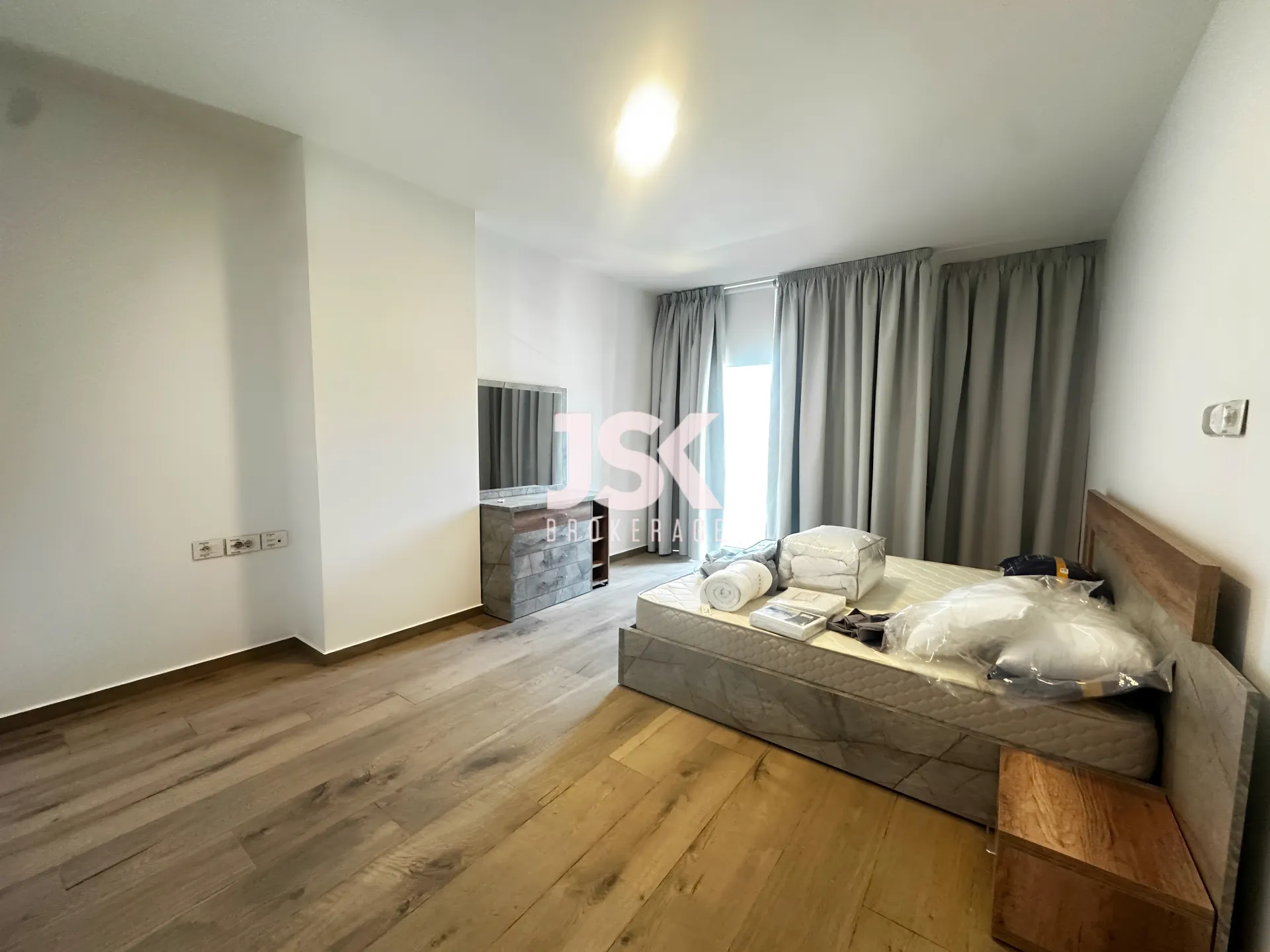 Apartment for Rent in Downtown