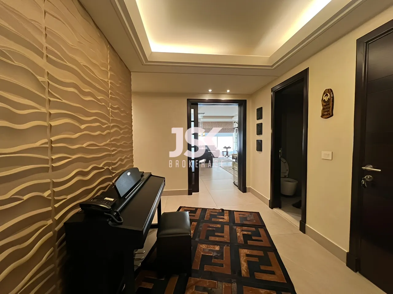 Apartment for Sale in Achrafieh - 3 bed, 4 bath