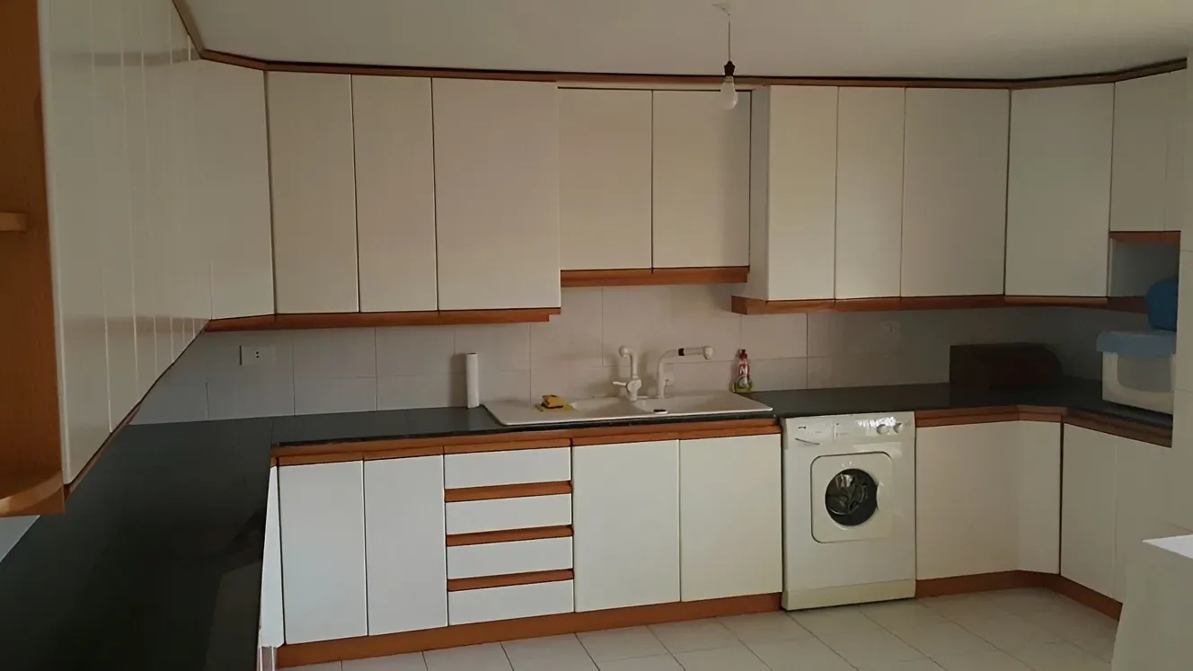 Apartment for Sale in Ballouneh - 3 bed, 4 bath