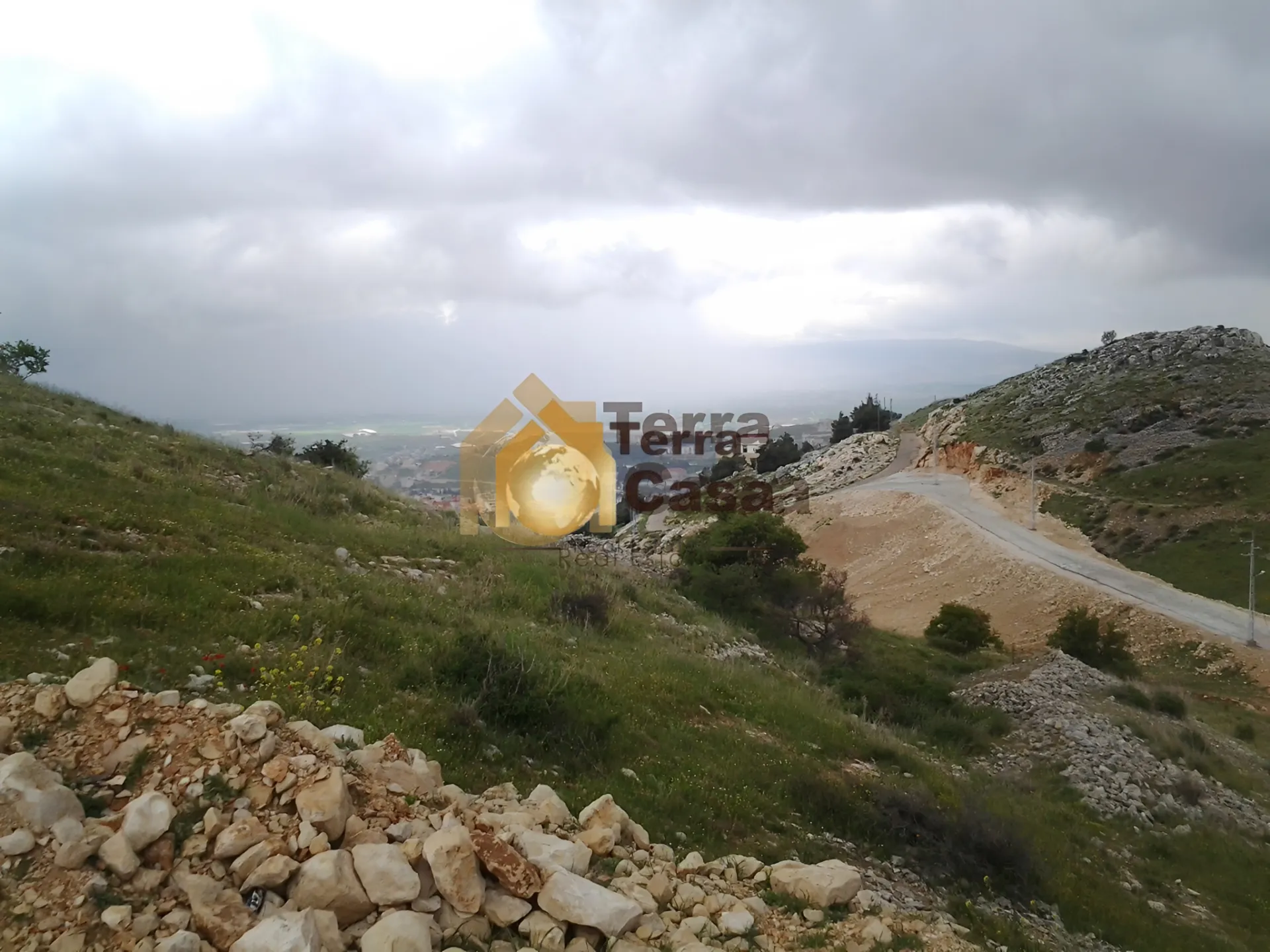 Land for Sale in Wadi Al Arayech