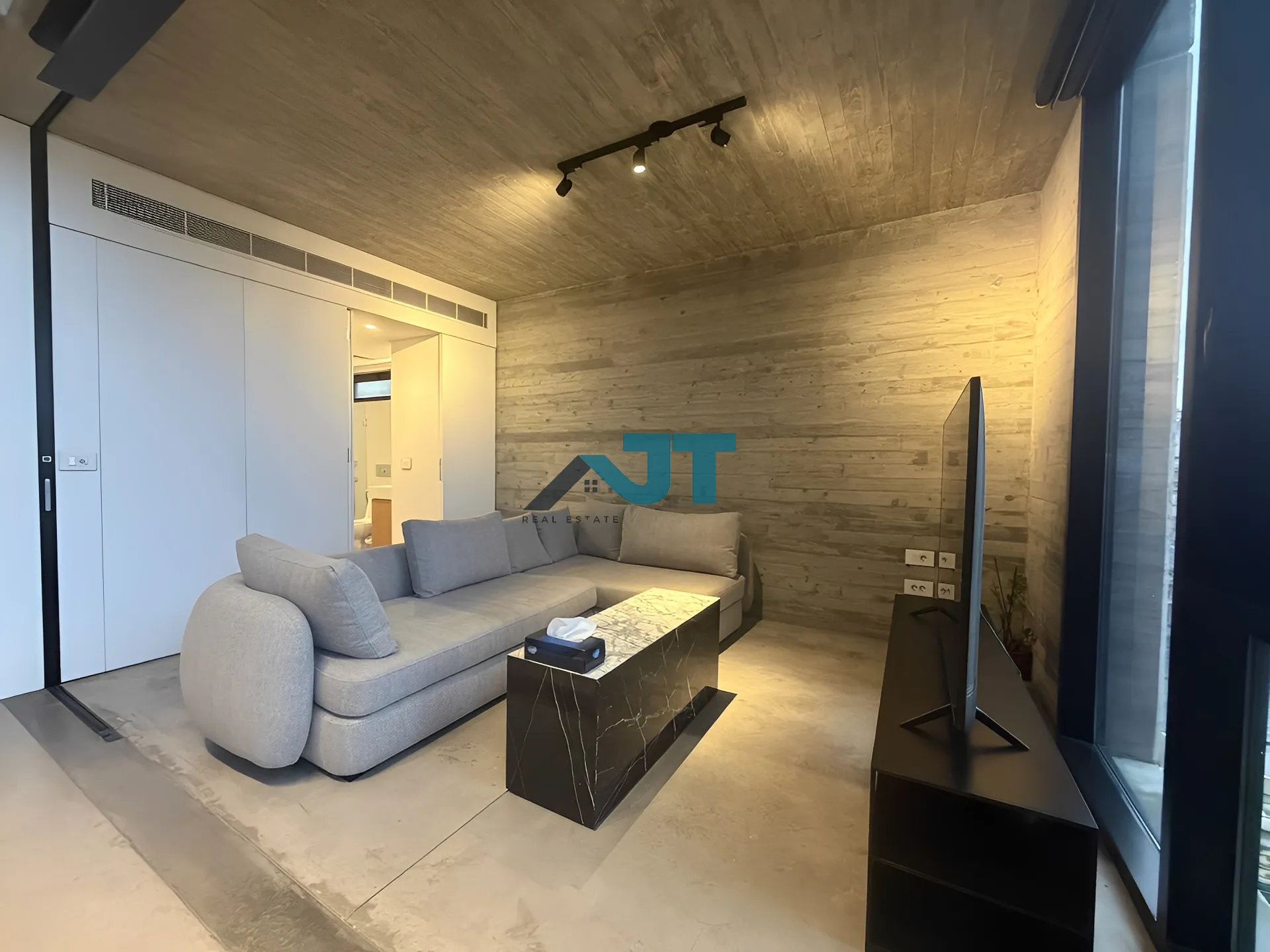 Loft in Fassouh, achrafieh - 2 bed, 3.5 bath
