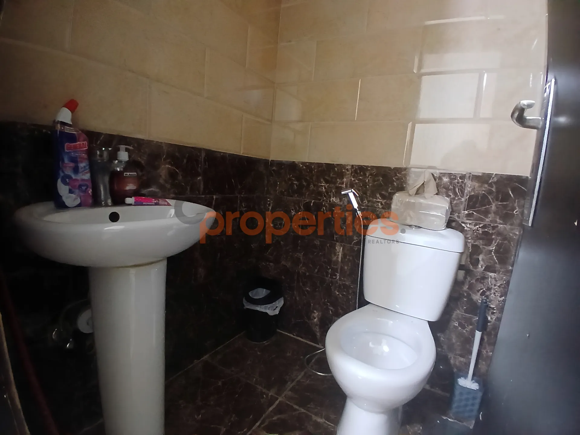 Apartment for Sale in Bouar