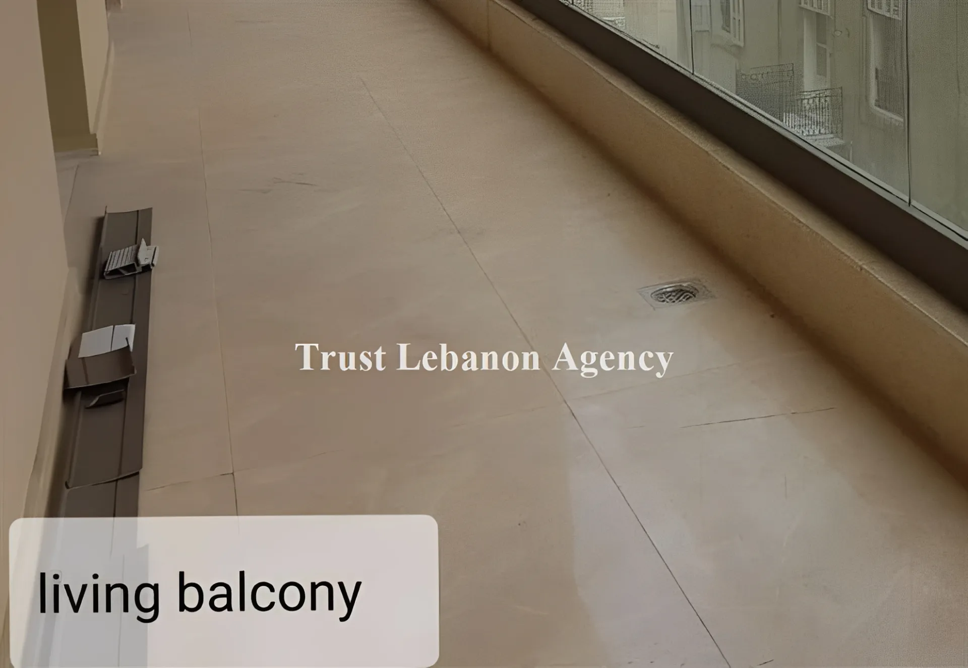 Apartment for Sale in Achrafieh, Gemayzeh - 3 bed, 4 bath