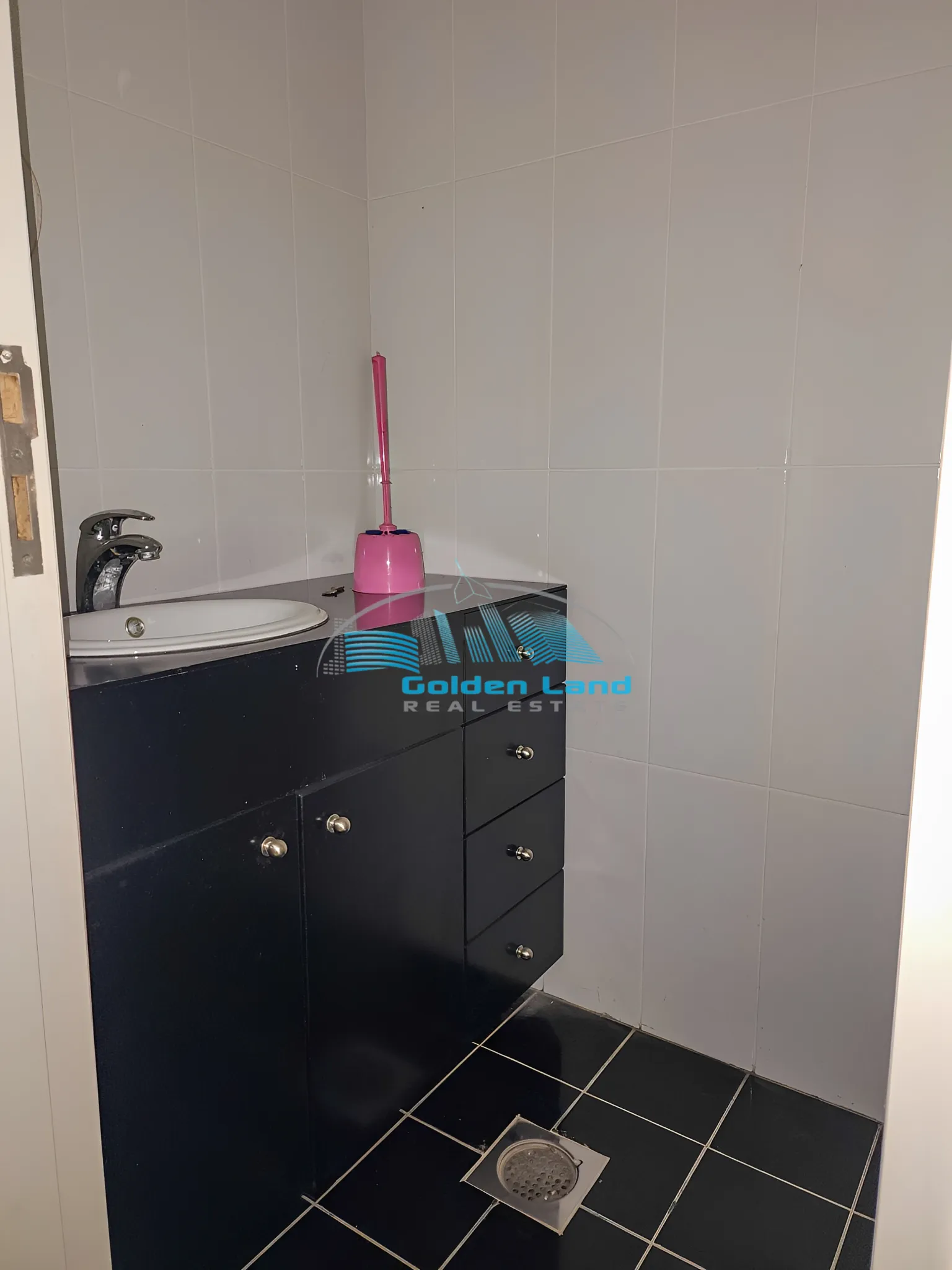 Apartment for Sale in Jouret El Ballout