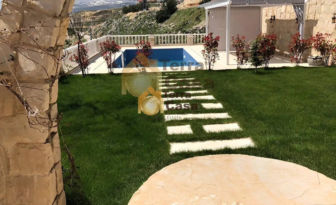 Villa for Sale in Zahle - 4 bed, 4 bath