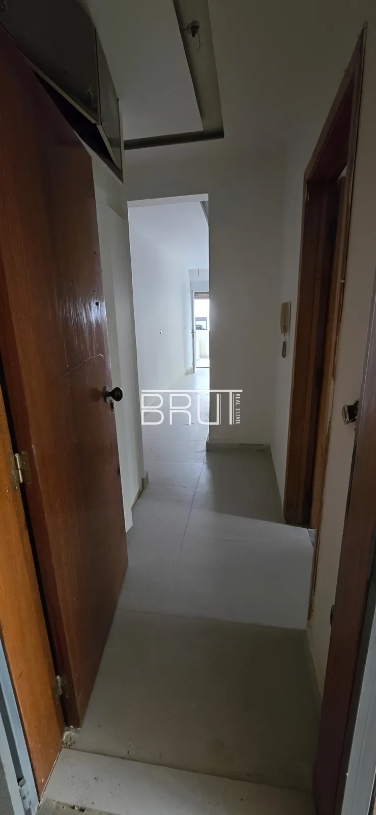 Apartment for Sale in Ballouneh